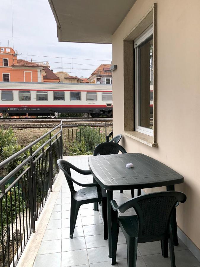 Casa Patrizi San Benedetto del Tronto Exterior foto