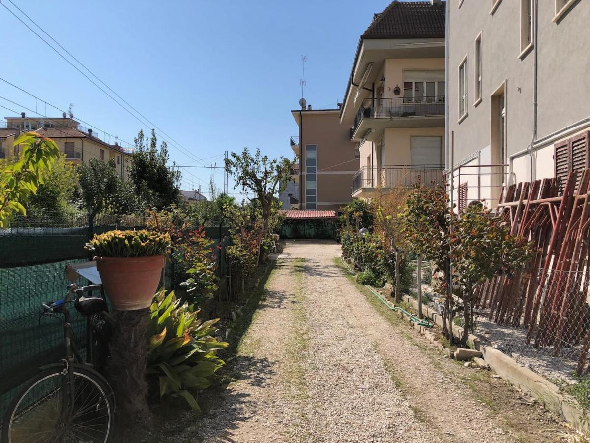 Casa Patrizi San Benedetto del Tronto Exterior foto